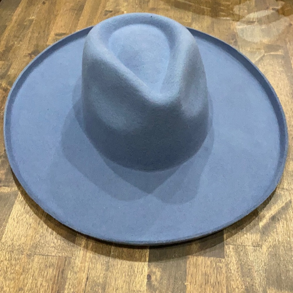 Rare Luna Bloom Hat